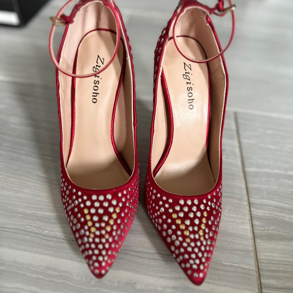 NWOT Zigi Soho Red Stilettos with Gold and Silver Studs